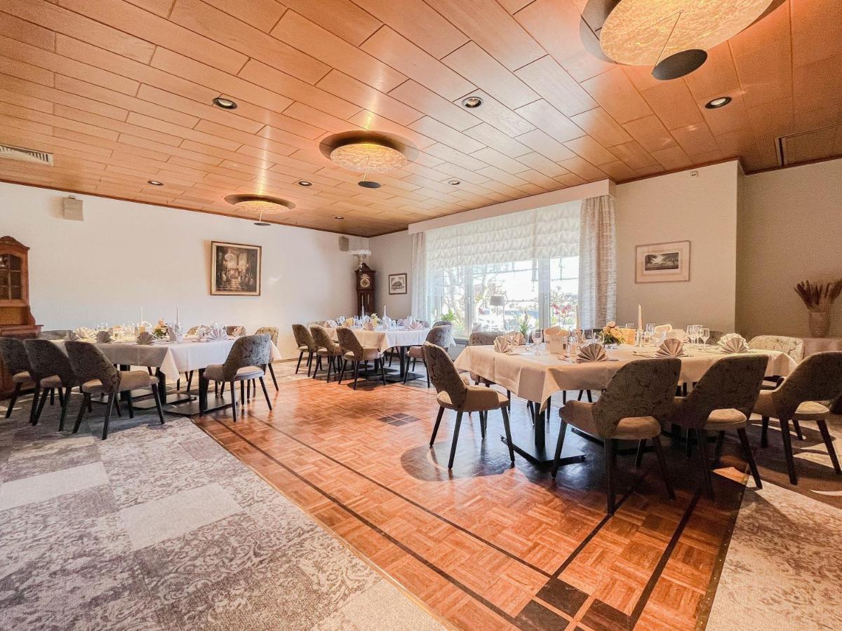 Hotel-Restaurant Vier Linden شتاده المظهر الخارجي الصورة