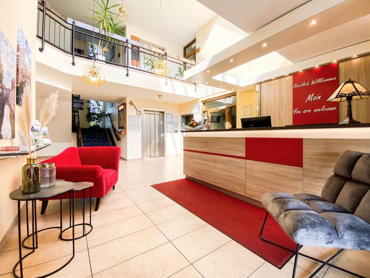 Hotel-Restaurant Vier Linden شتاده المظهر الخارجي الصورة